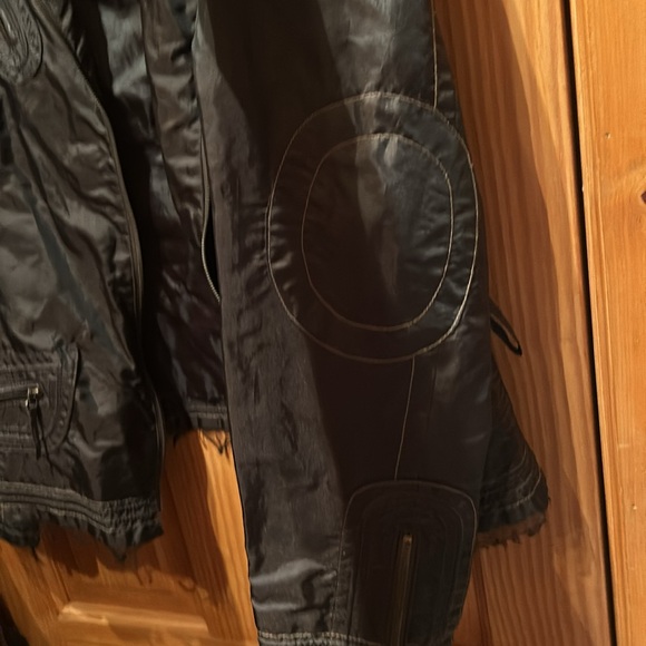 Deep brown Jacket with a lacy edging - Picture 5 of 7